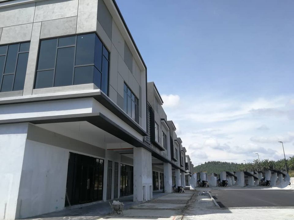 Factory For Sale in Puncak Alam – 3,735 sq ft (36′ x 60′ Service)